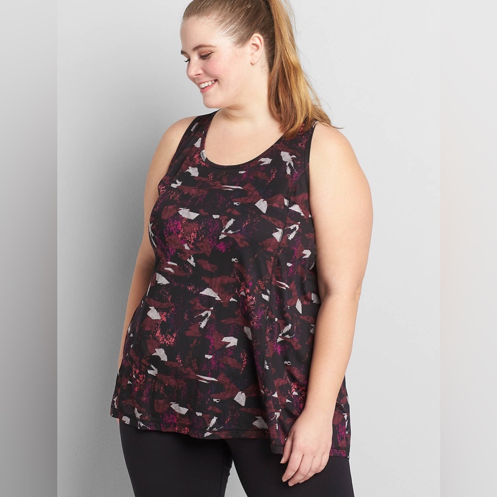 Livi nwt Active size 26 / 28 Abstract Top lane Bryant Draped Cross-Back Tank - Picture 1 of 5